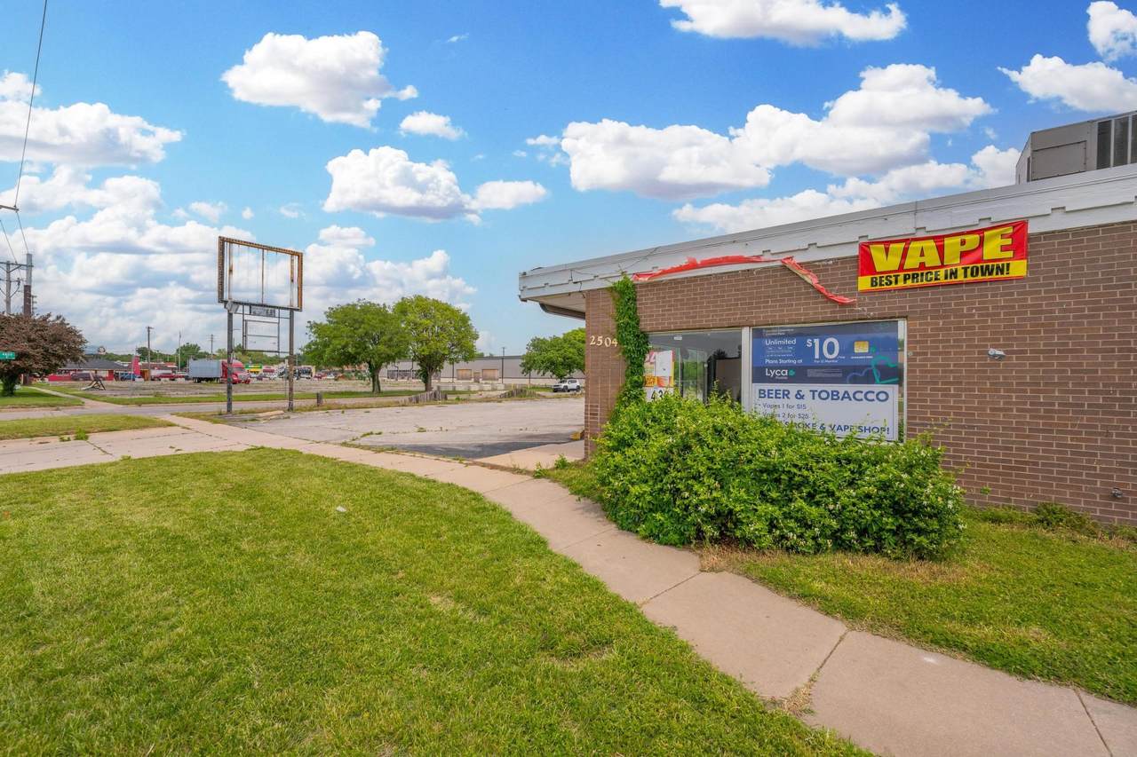 https://bt-photos.global.ssl.fastly.net/wichita/1280_boomver_1_675661-1.jpg