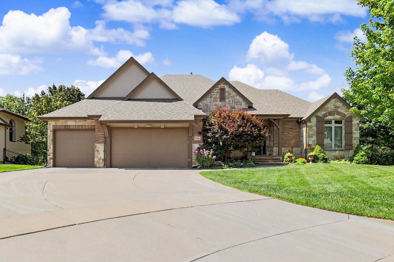 13104 Mainsgate Cir - Photo 1