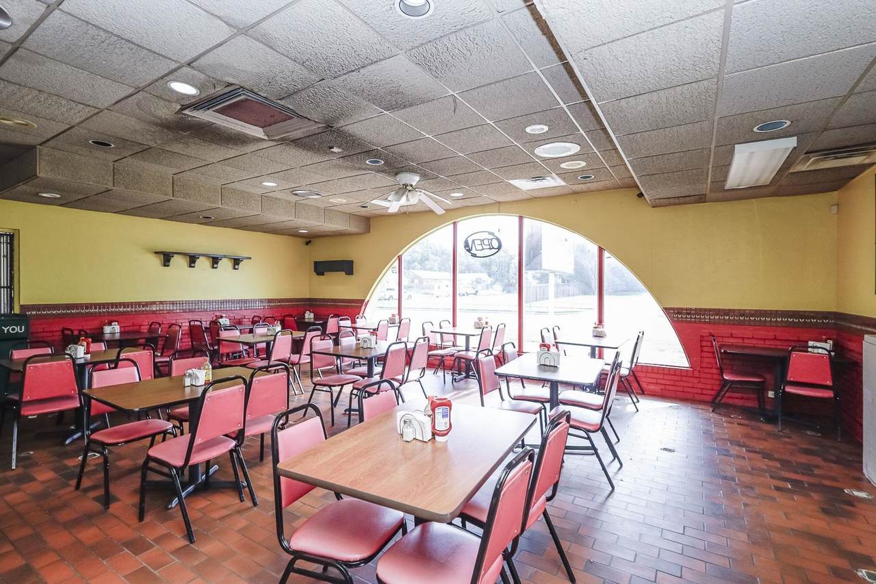 https://bt-photos.global.ssl.fastly.net/wichita/1280_boomver_1_676003-1.jpg