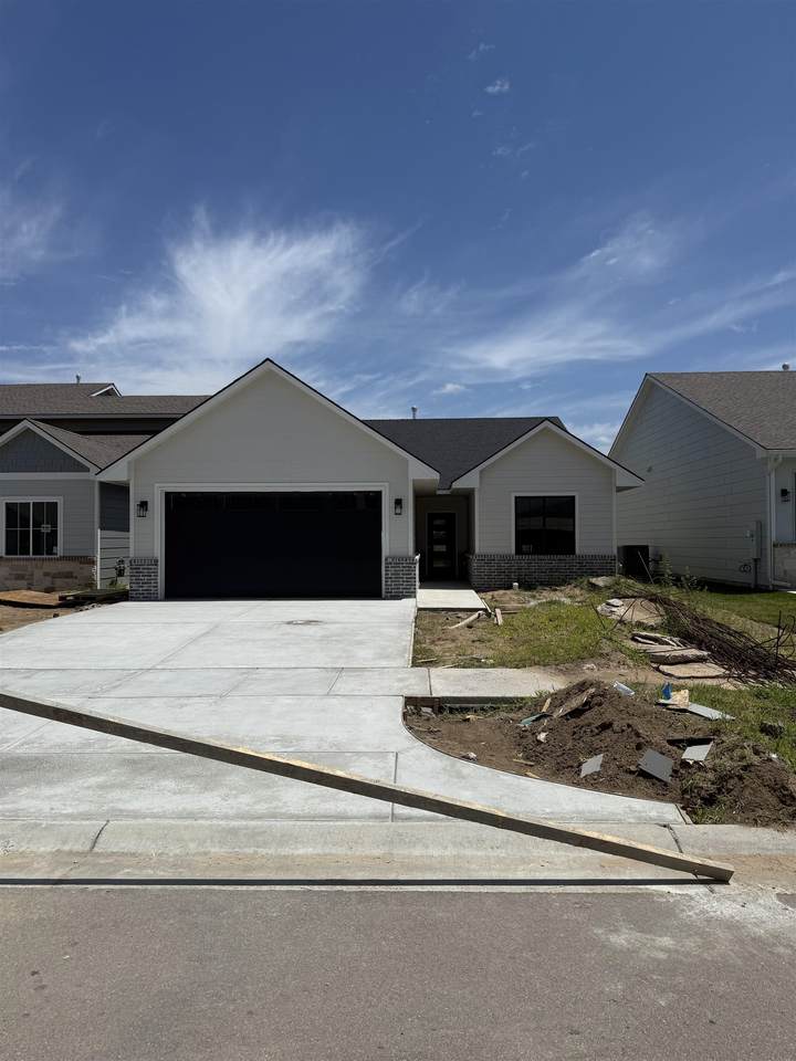 5588 Wandering Way - Photo 1