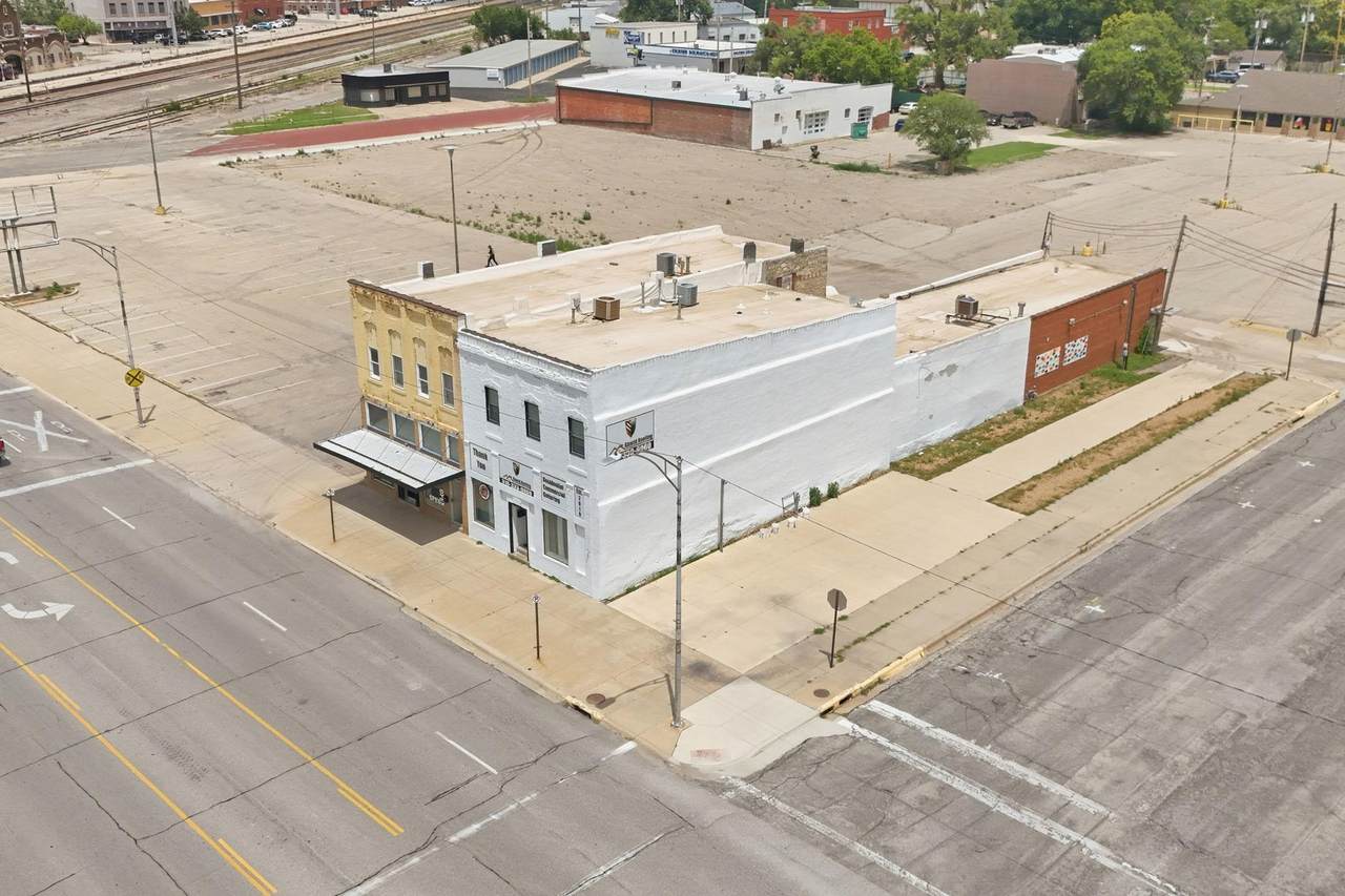 https://bt-photos.global.ssl.fastly.net/wichita/1280_boomver_1_676439-1.jpg