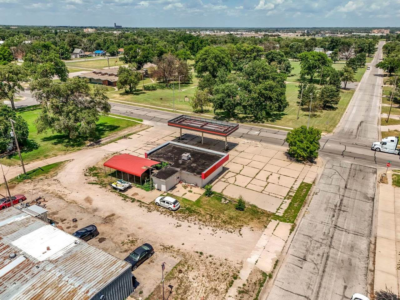 https://bt-photos.global.ssl.fastly.net/wichita/1280_boomver_1_676506-1.jpg