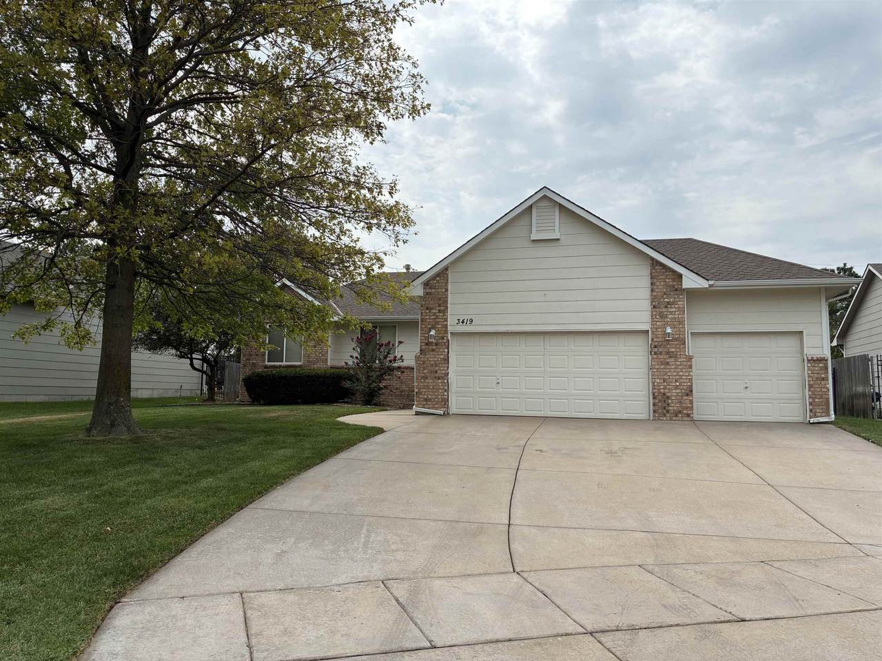 3419 Valerie St. - Photo 1