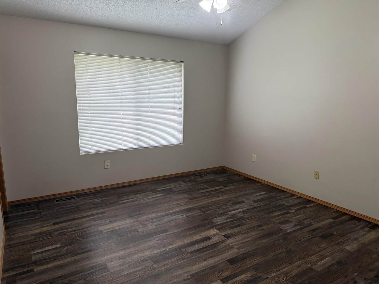 https://bt-photos.global.ssl.fastly.net/wichita/1280_boomver_1_677069-1.jpg