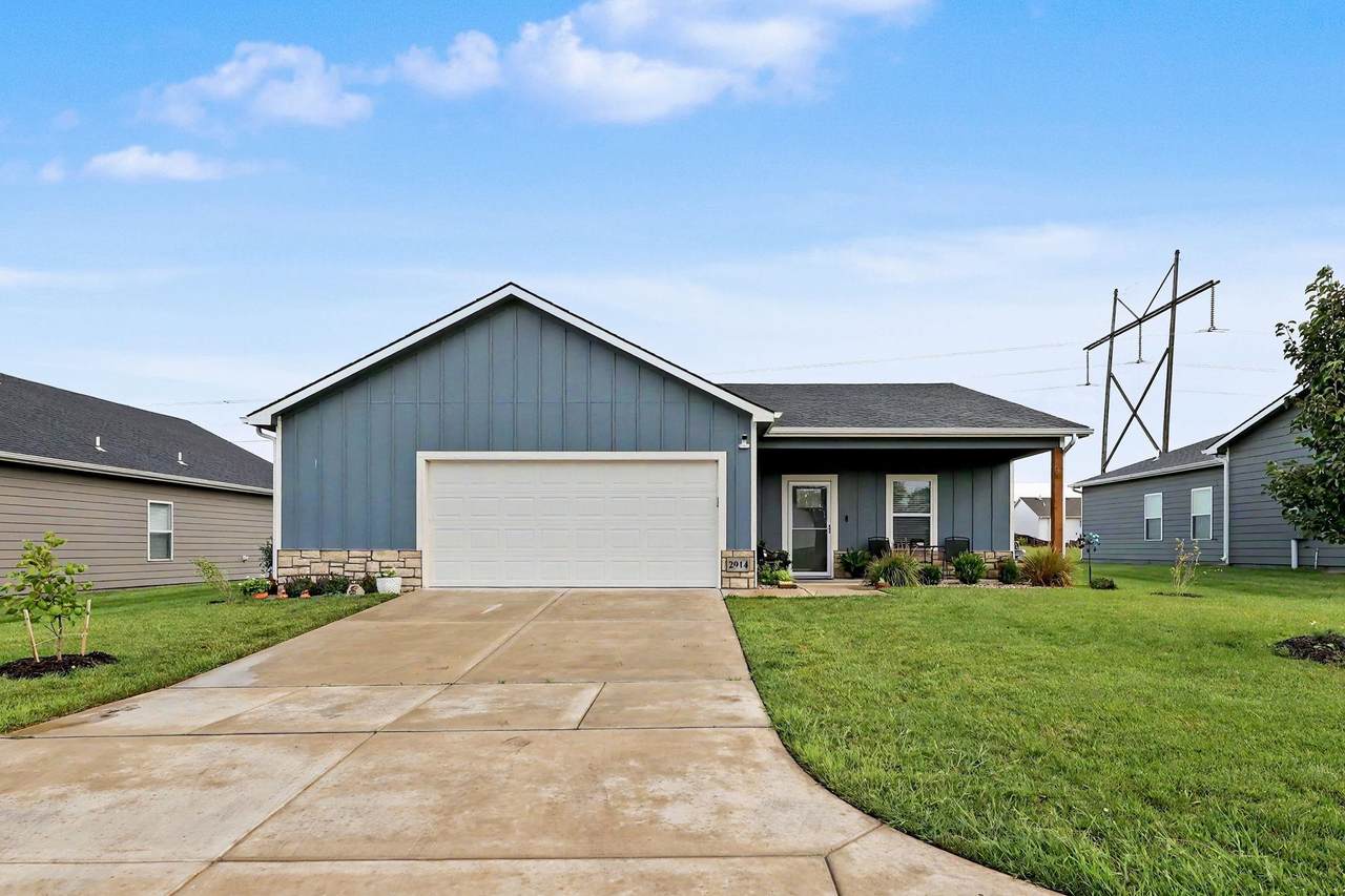 2914 Highridge St - Photo 1