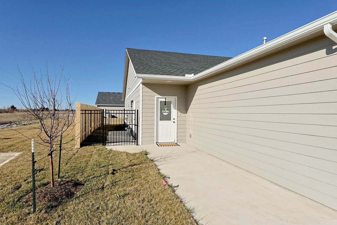 https://bt-photos.global.ssl.fastly.net/wichita/1280_boomver_1_677595-1.jpg