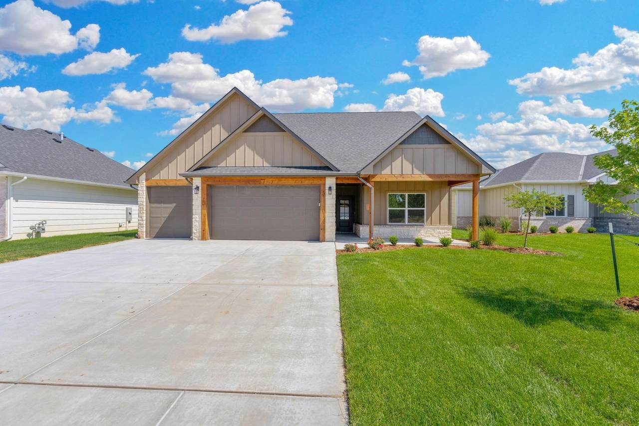 722 Rainbow Lake Ct. - Photo 1