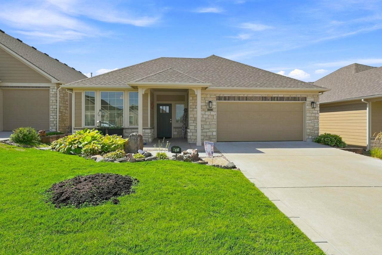 931 Clearlake - Photo 1
