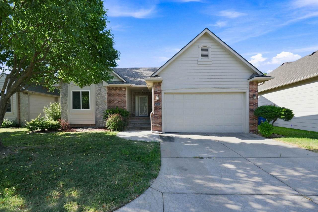 13501 Links St - Photo 1