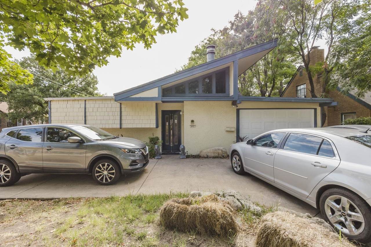 602 Bluff - Photo 1