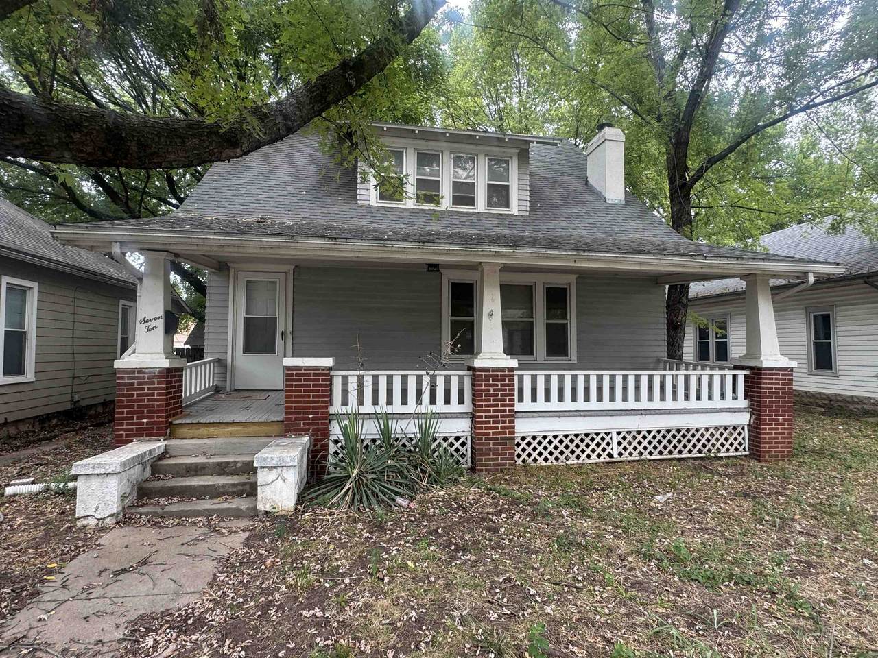 710 9th - Photo 1