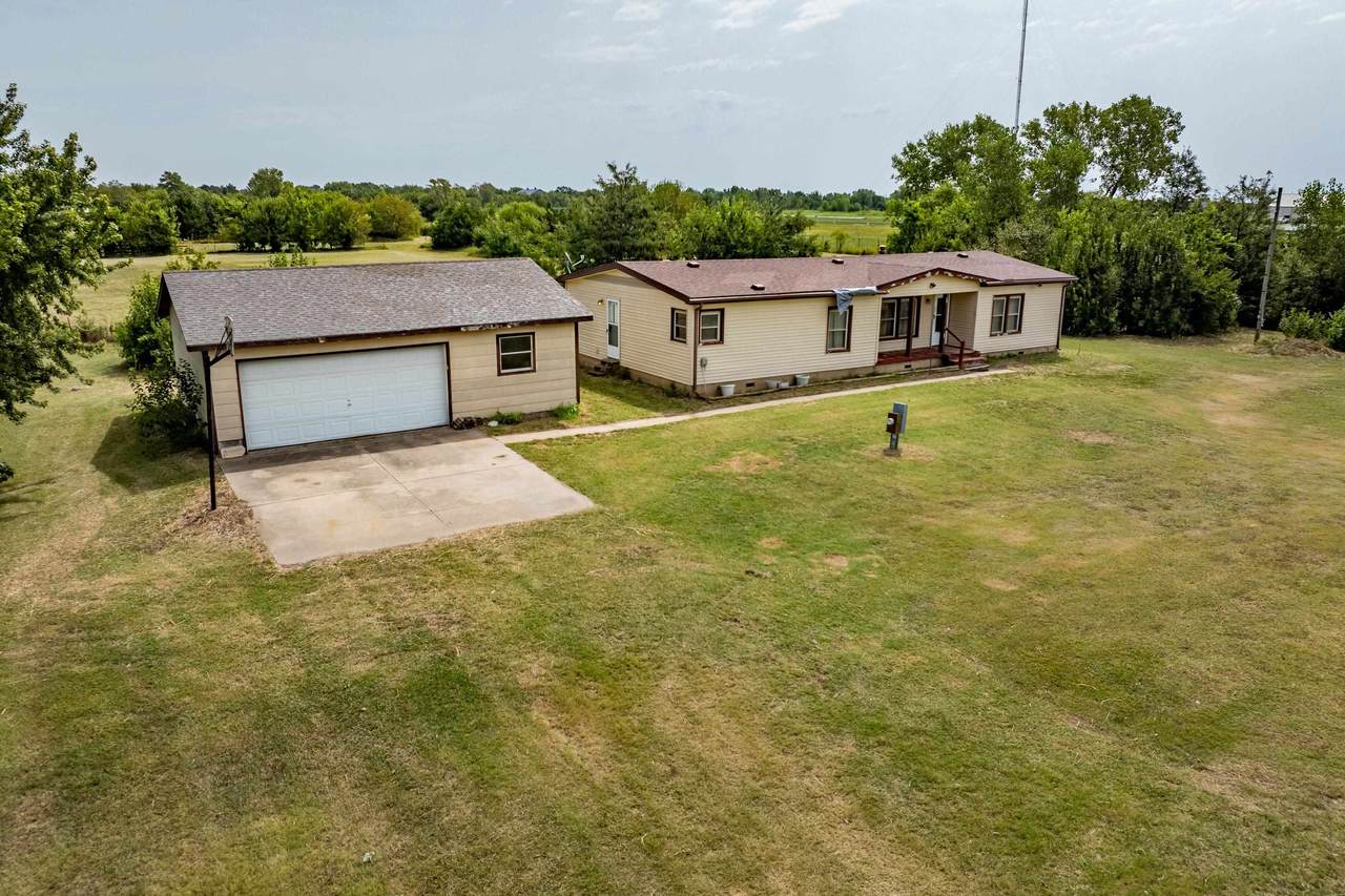 8950 Meridian Ave - Photo 1
