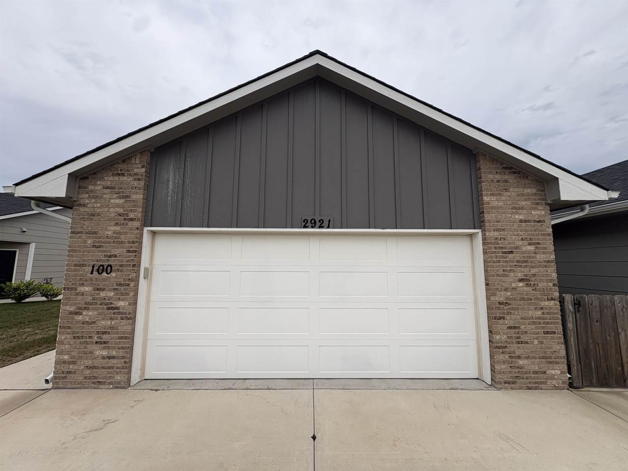 2921 Maize Ct - Photo 1