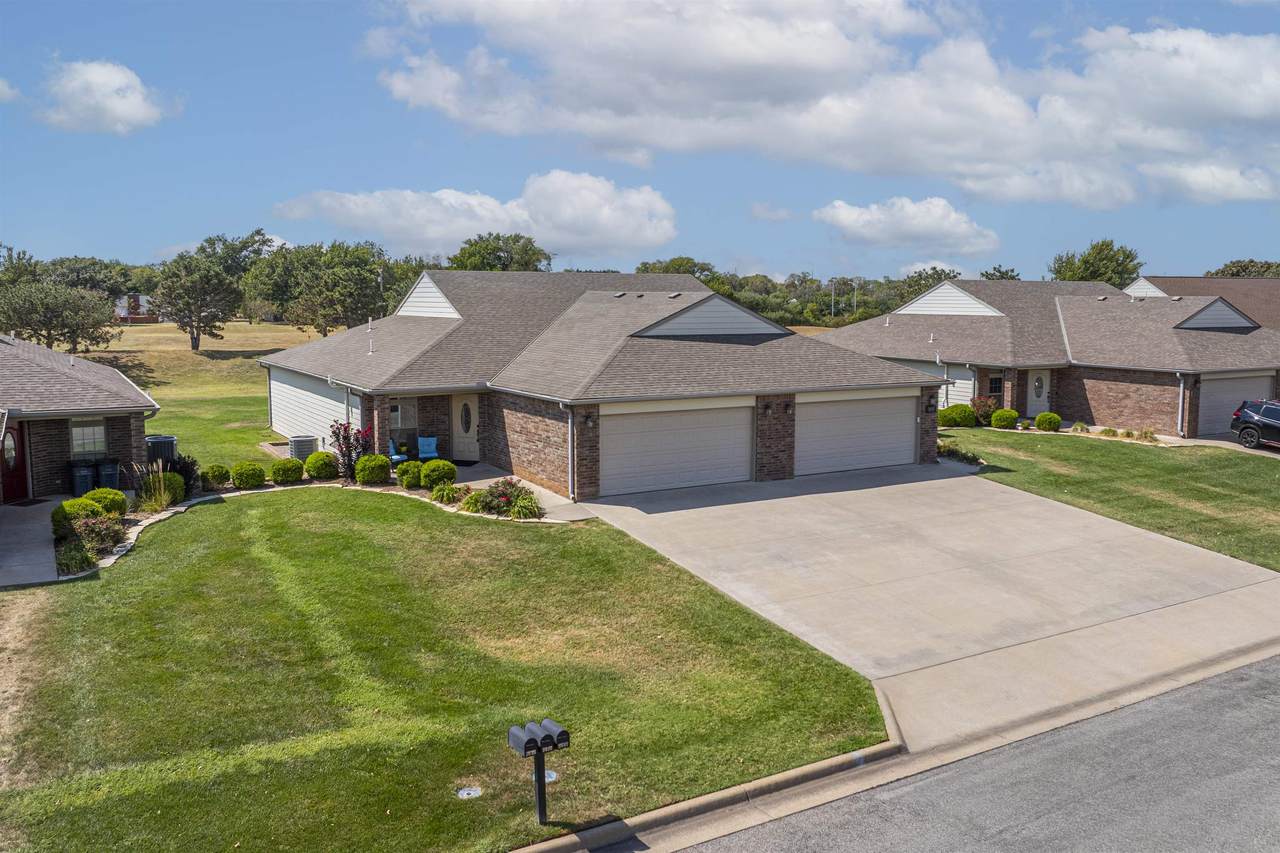 3607 Lakeshore Dr. - Photo 1