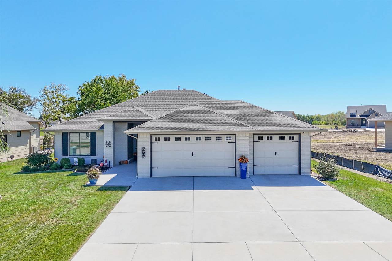 5945 Forbes - Photo 1