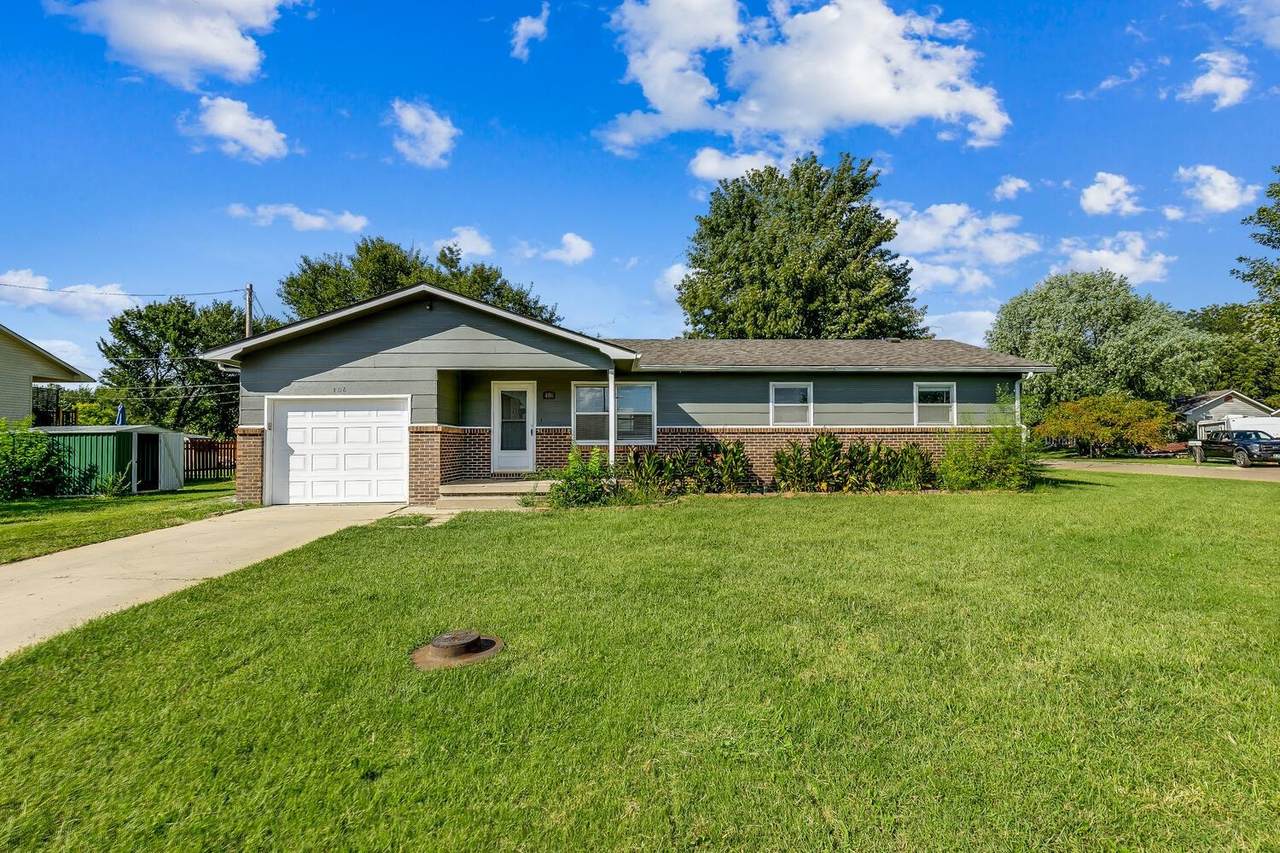 406 Edgewood Ave - Photo 1