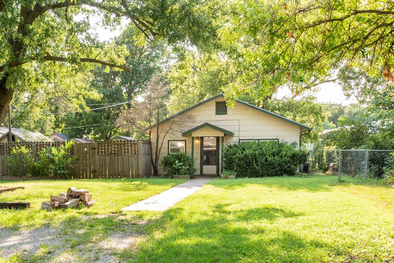 125 3rd - Photo 1