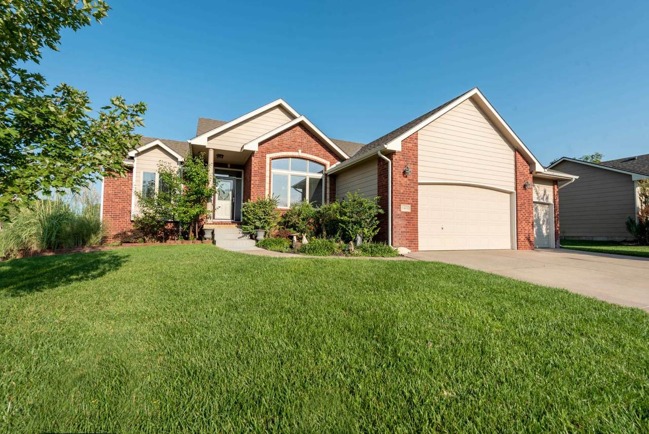 1408 Fawnwood St - Photo 1