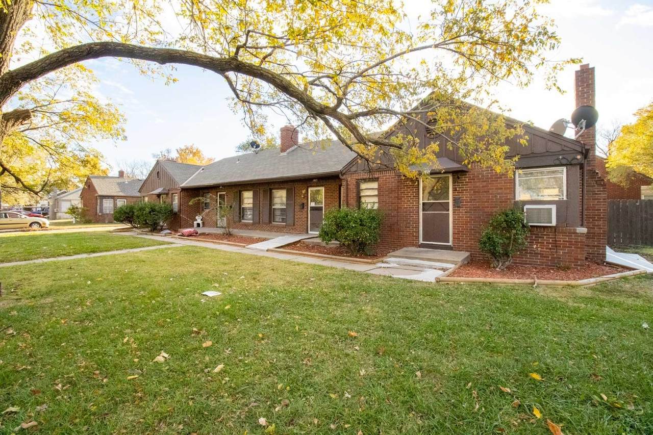 1401 George Washington Dr - Photo 1