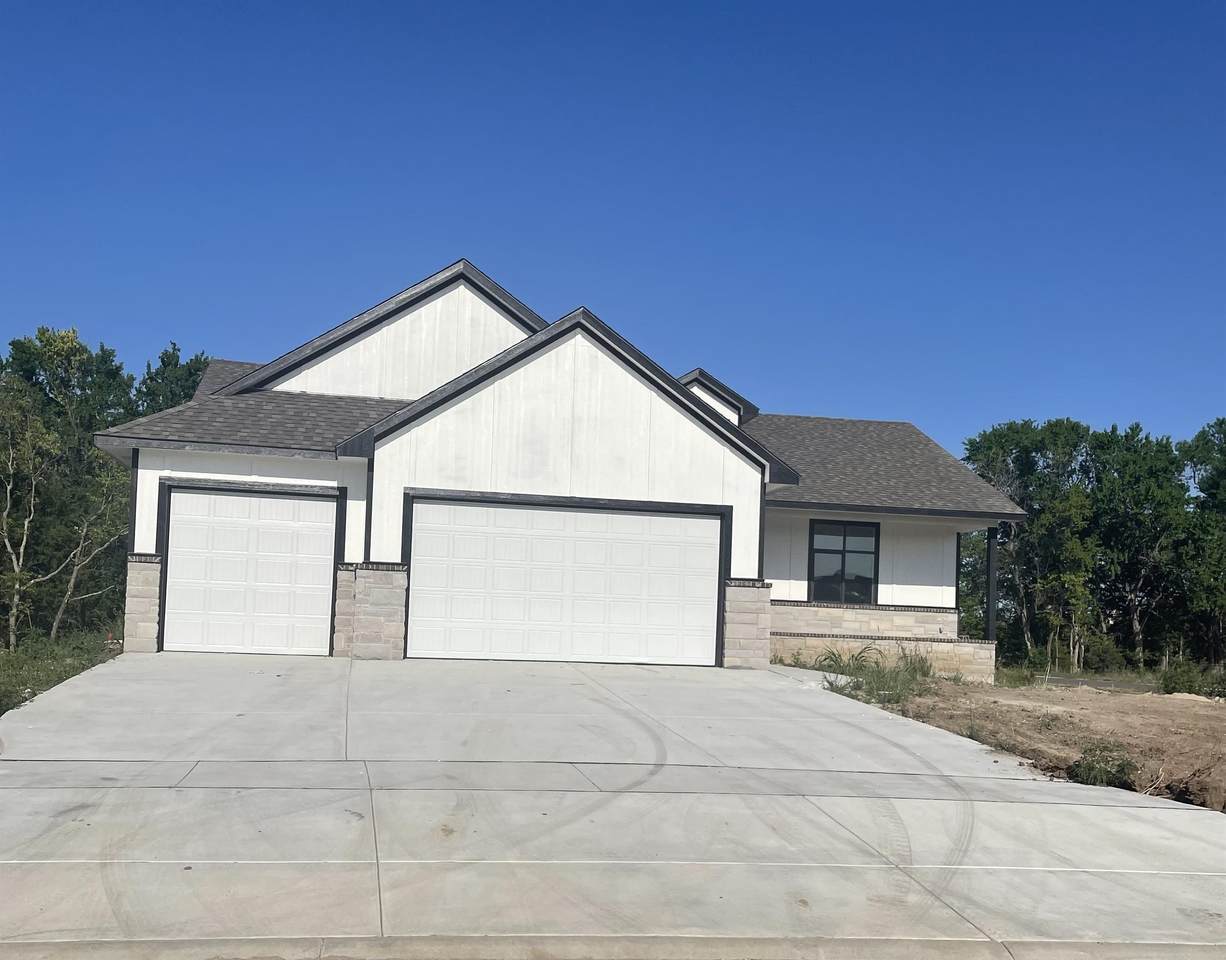 2246 Nicole Cir - Photo 1