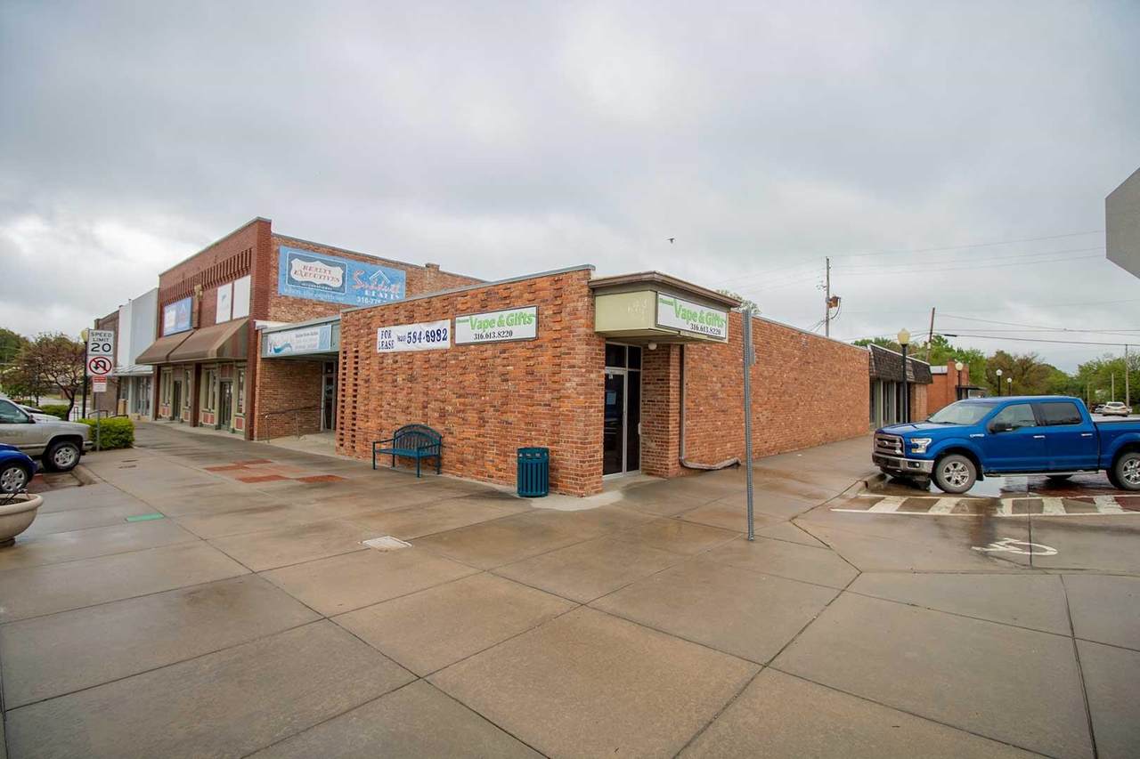602 State St - Photo 1