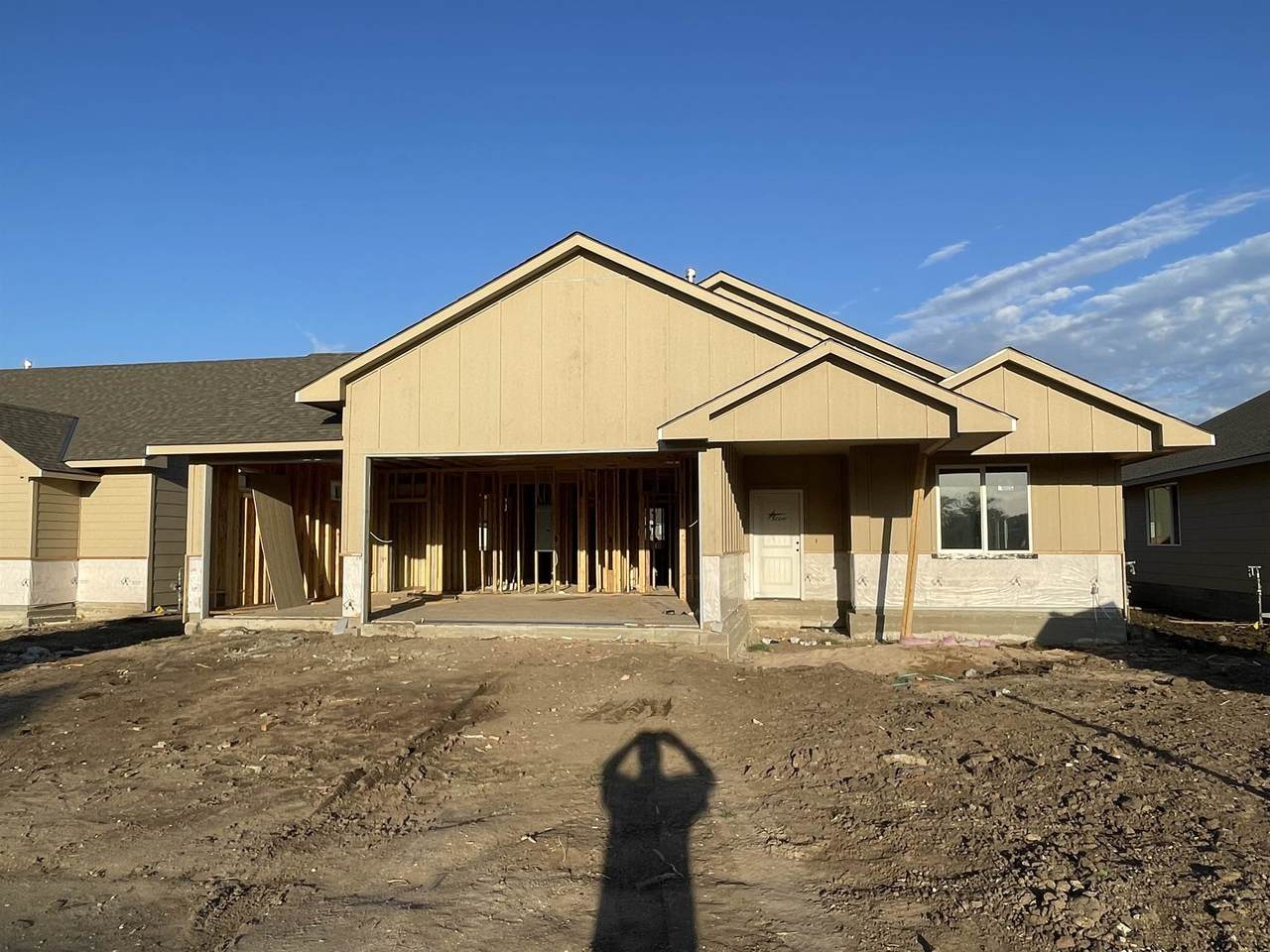 4418 Mount Carmel Ave - Photo 1