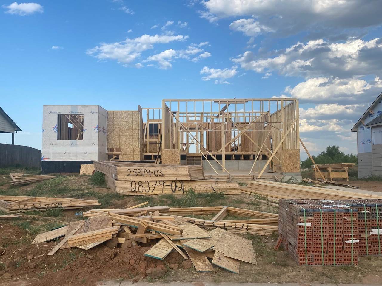 4524 Flora - Photo 1