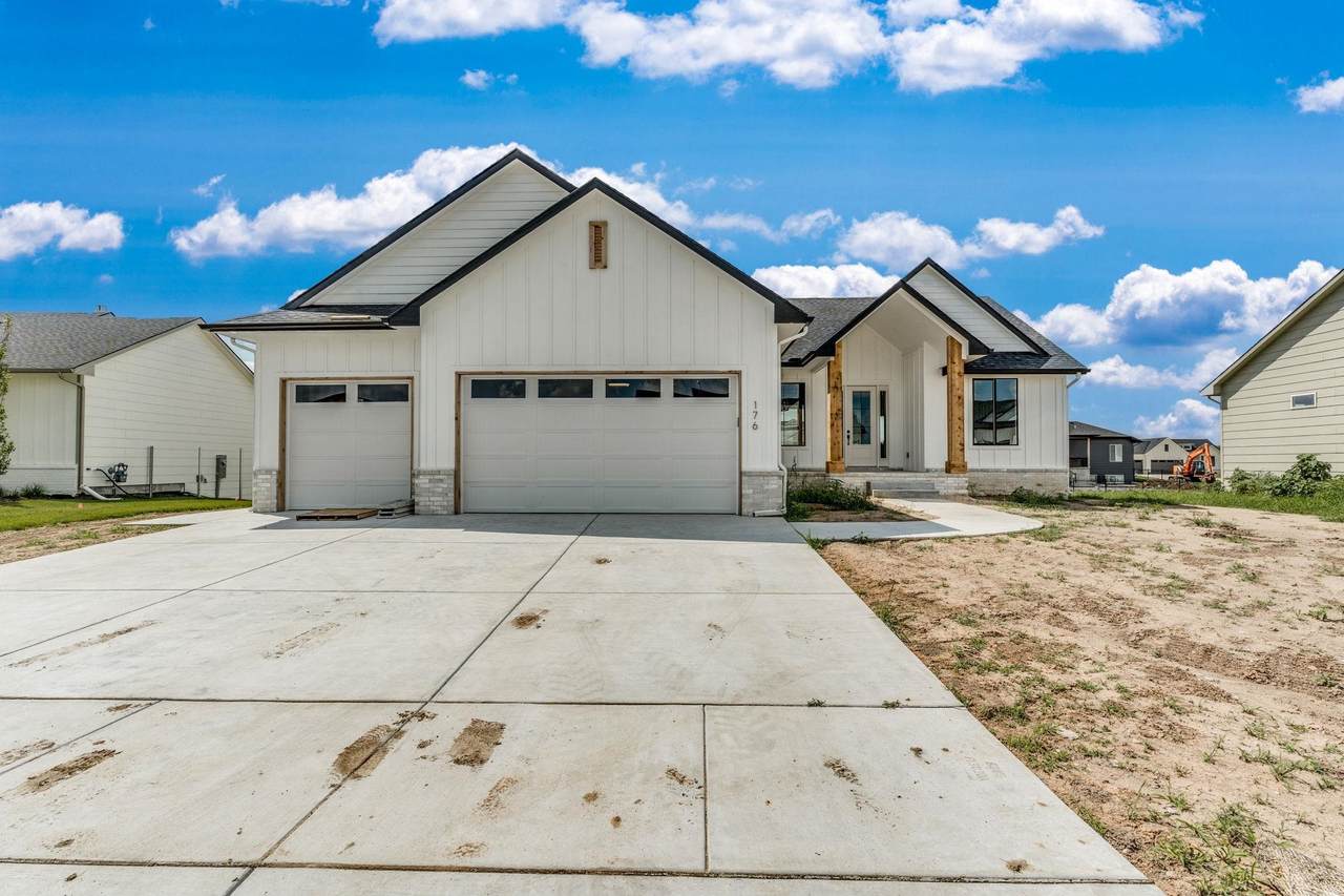 176 Wellcrest Ct. - Photo 1