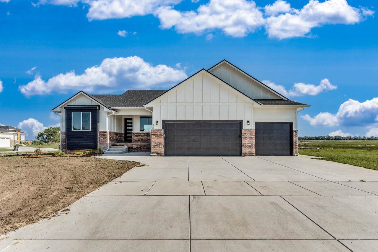 100 Wellcrest Ct. - Photo 1