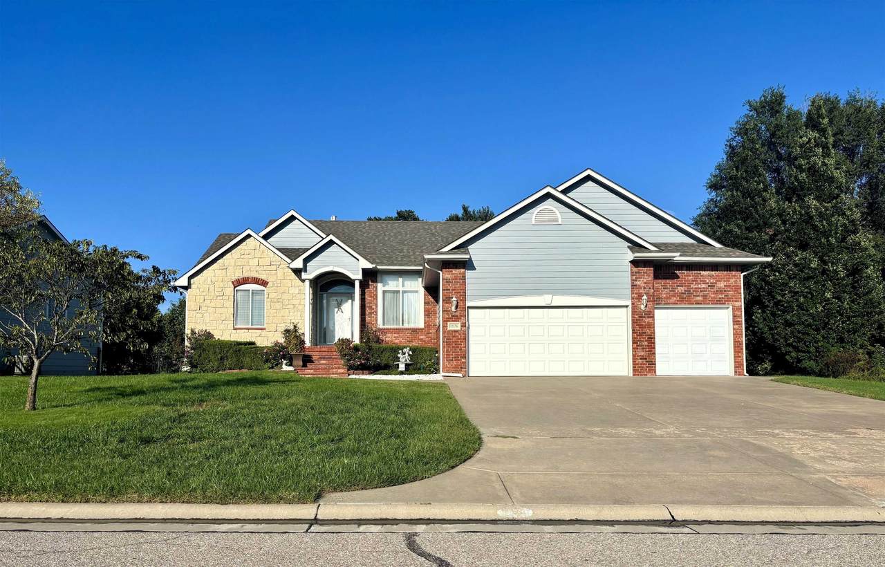 1026 Bristol St - Photo 1