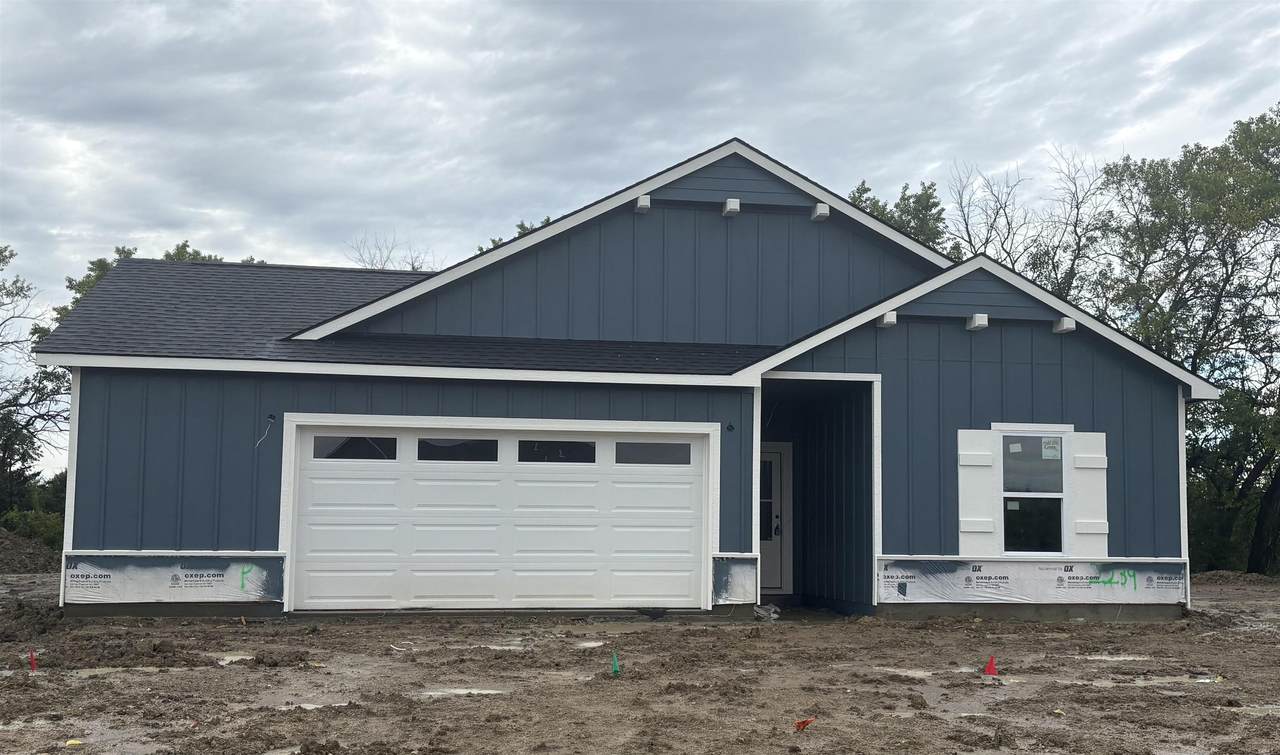 2239 San Marino Cir - Photo 1