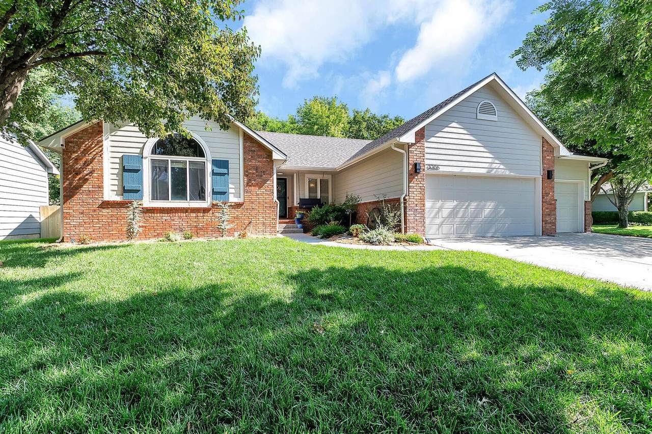 3206 Forest Lakes St - Photo 1