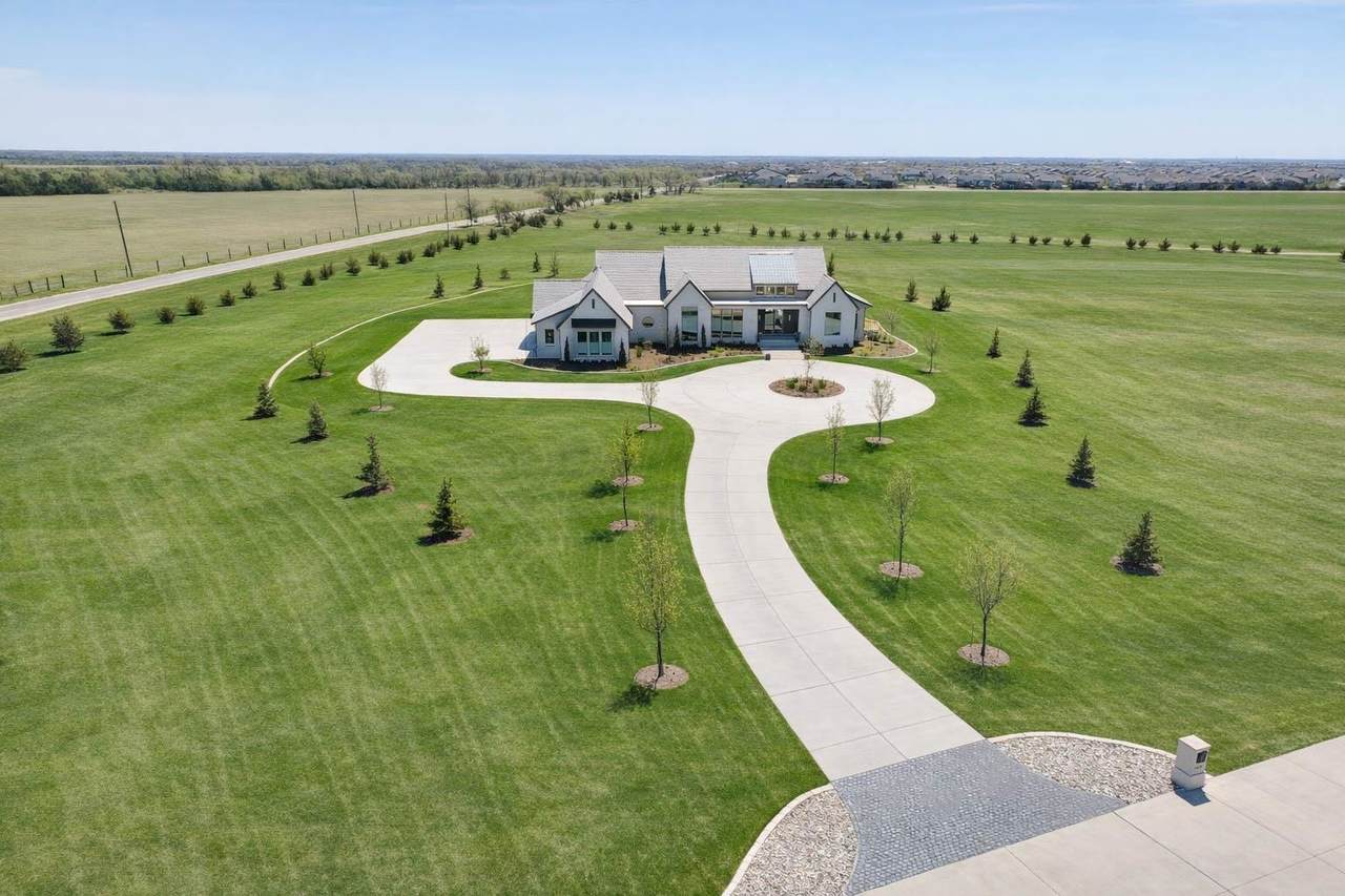 https://bt-photos.global.ssl.fastly.net/wichita/1280_boomver_2_660987-1.jpg
