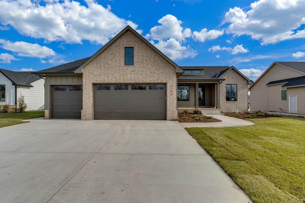 4734 Saker Cir - Photo 1