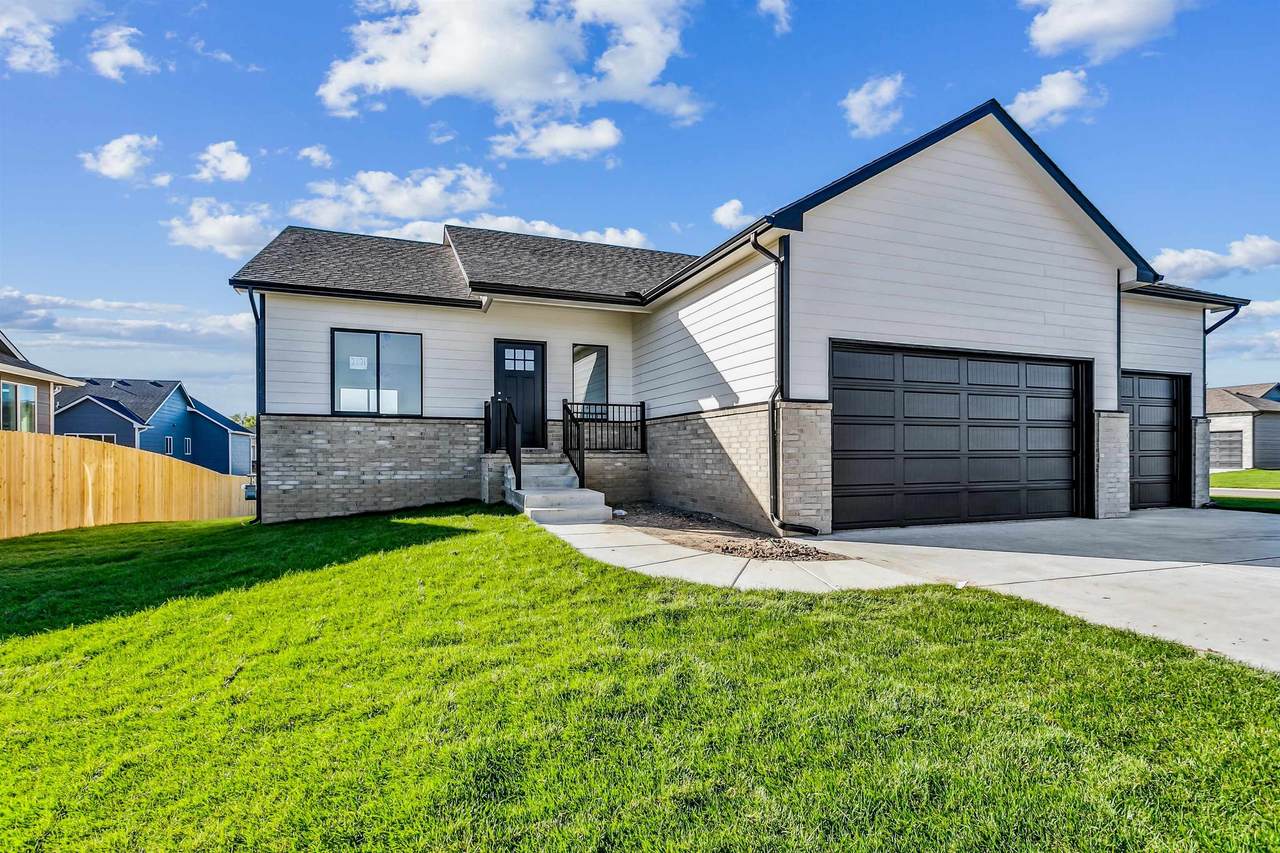 2121 Cedar Tree Ct - Photo 1