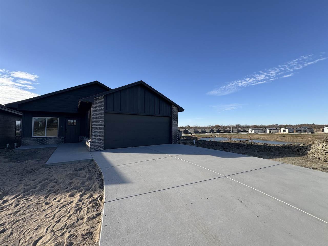 4833 Vassar Avenue - Photo 1