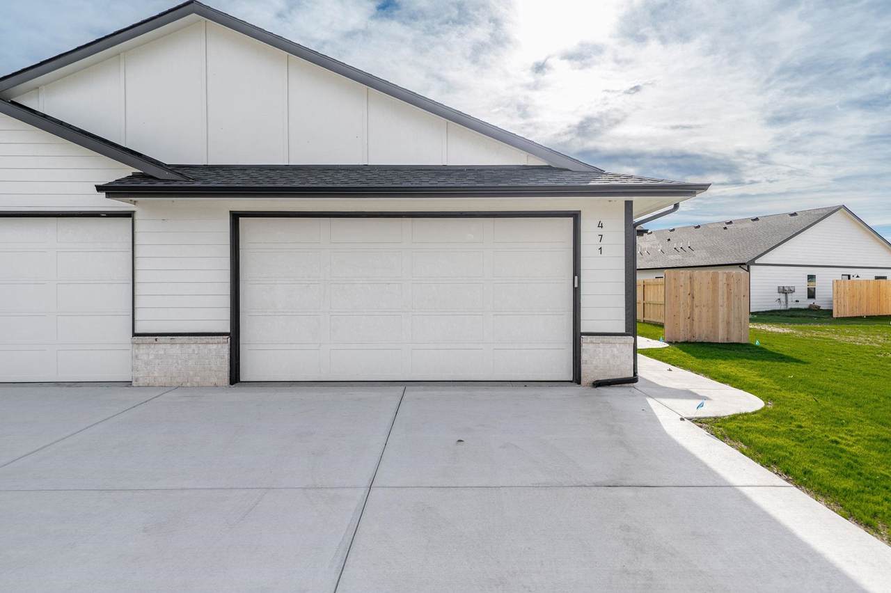 471 Harper St - Photo 1