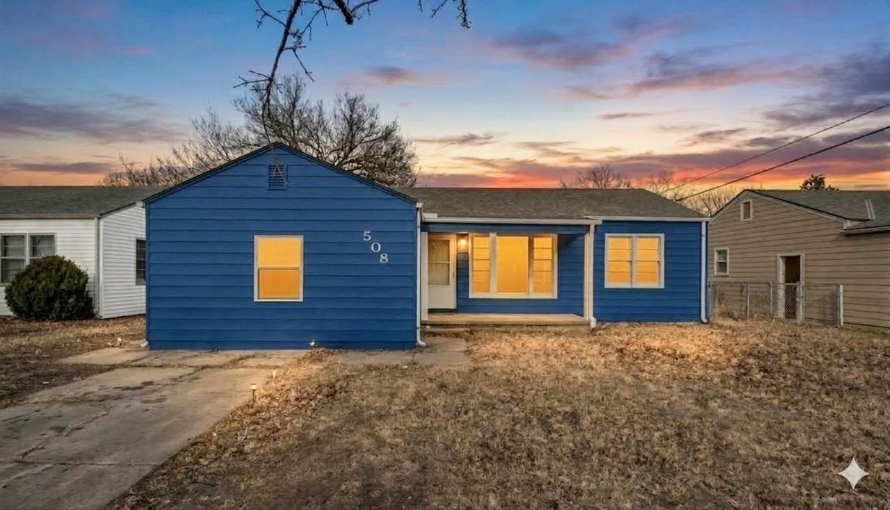 508 Carlyle St - Photo 1