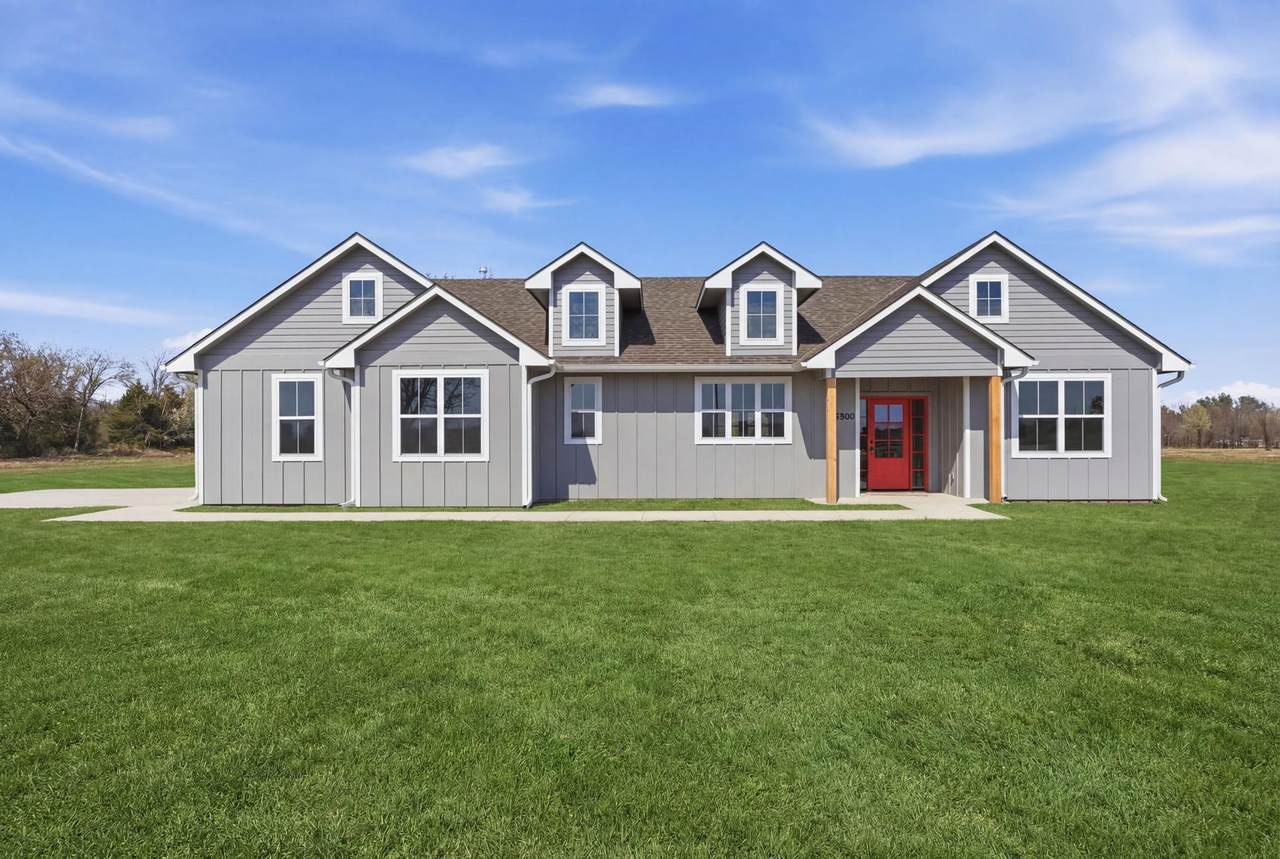 3680 10th St - Photo 1