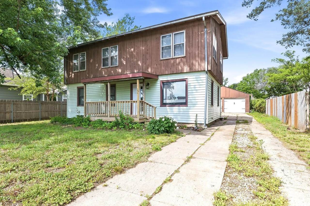 131 Prospect Ave - Photo 1
