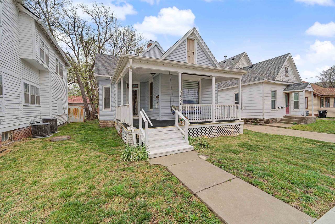 407 Putnam Ave - Photo 1