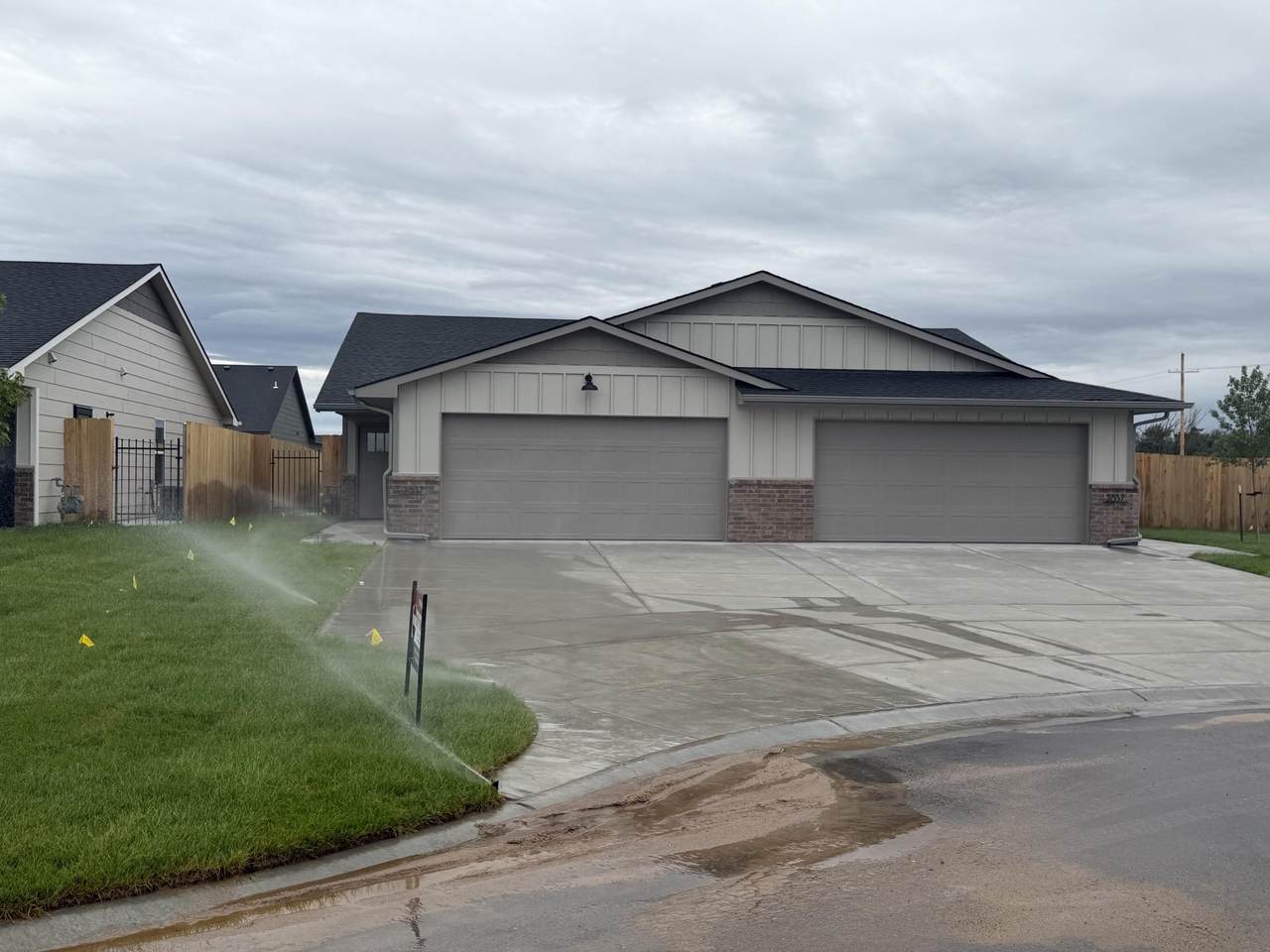 2857 Cedar Crest Ct - Photo 1