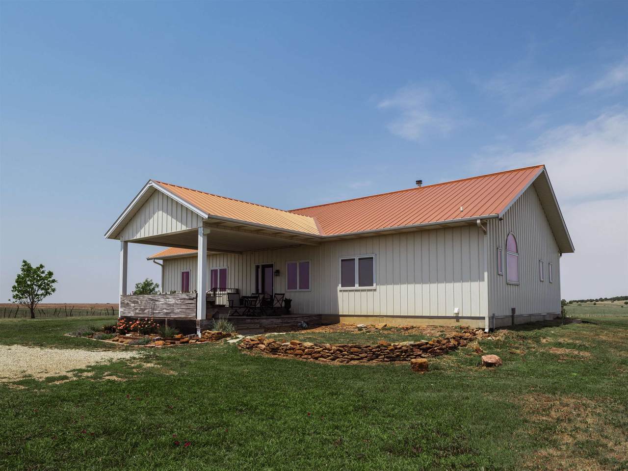 https://bt-photos.global.ssl.fastly.net/wichita/1280_boomver_2_670453-1.jpg