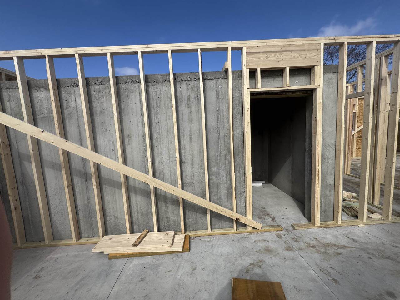 https://bt-photos.global.ssl.fastly.net/wichita/1280_boomver_2_670784-1.jpg