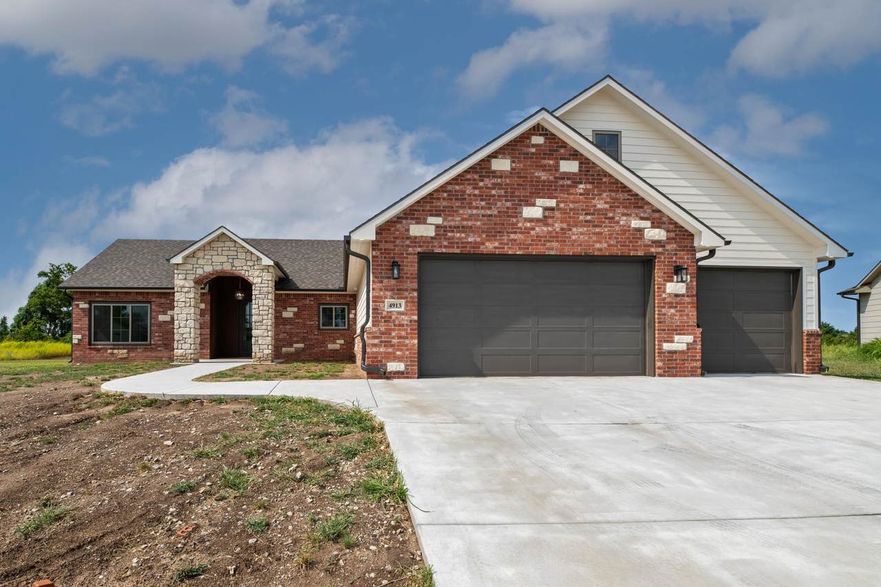 4913 Calvert - Photo 1