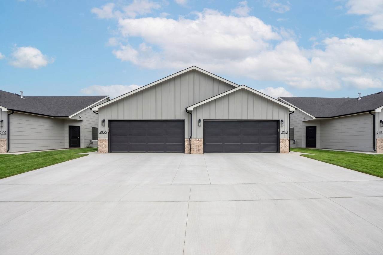 2200-2202 Plaza Court - Photo 1