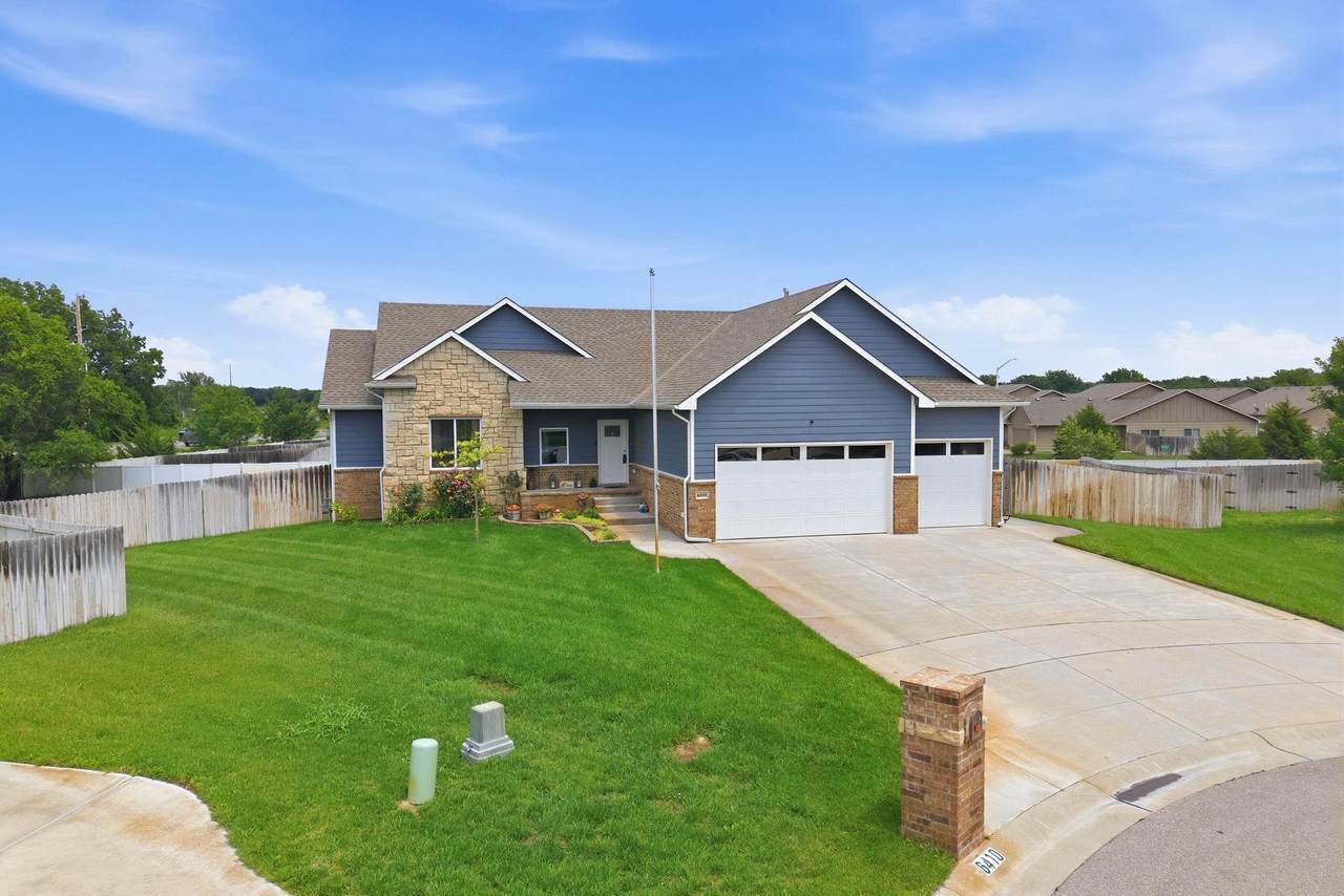 6410 Jade Ct - Photo 1
