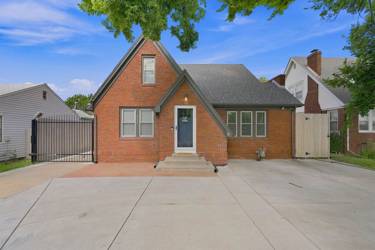 353 Oliver - Photo 1