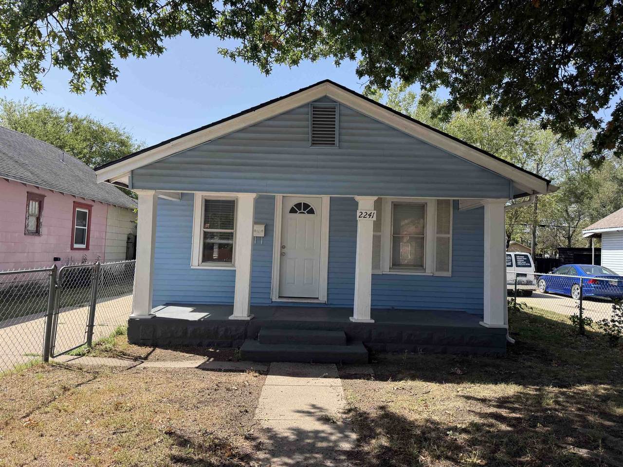 2241 Mascot Ave - Photo 1