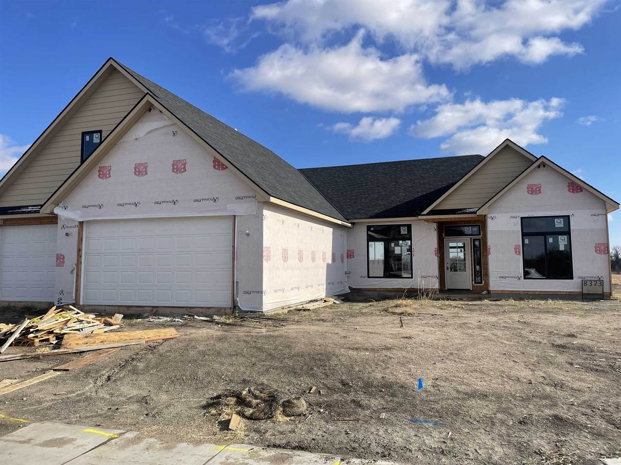 8373 Deer Run - Photo 1